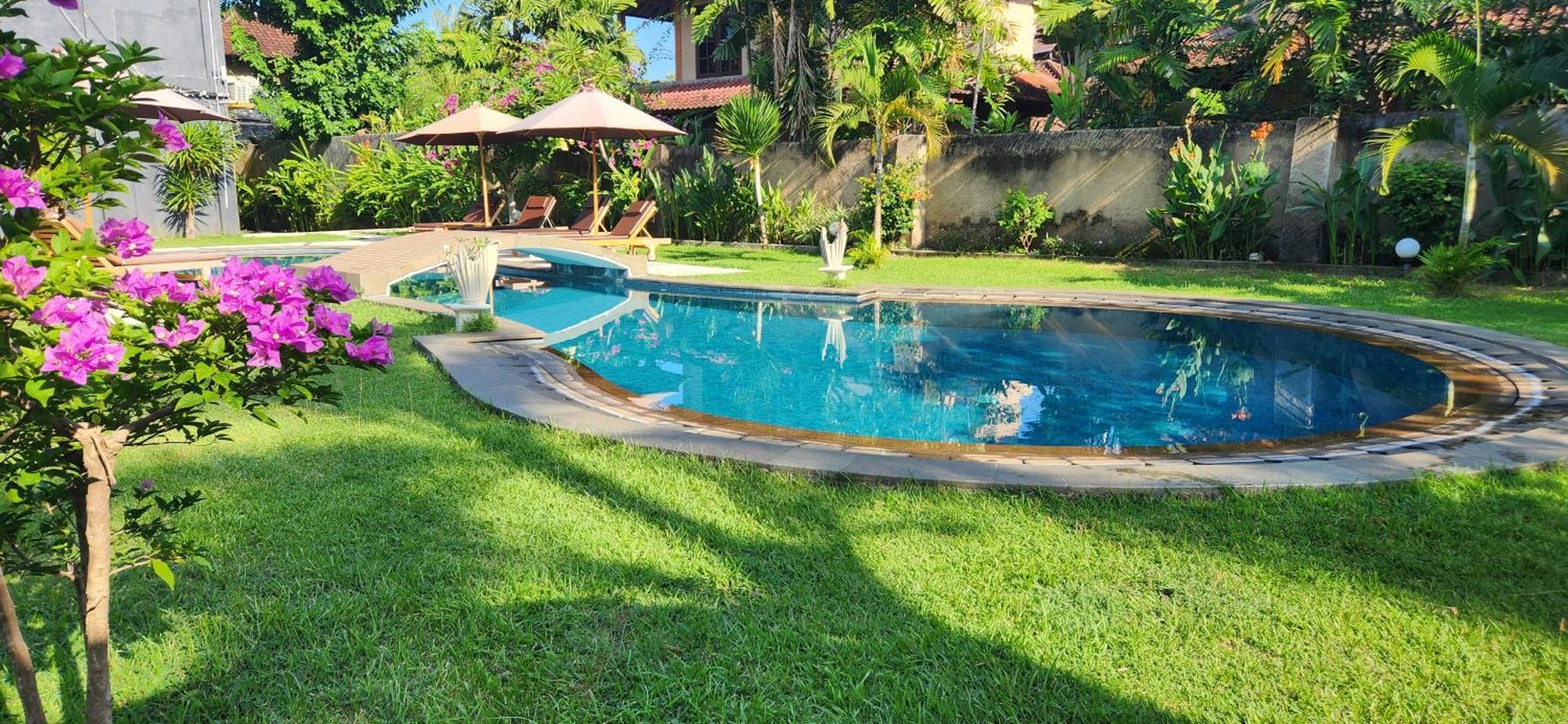 Dalia Budget Hotel Senggigi Eksteriør bilde